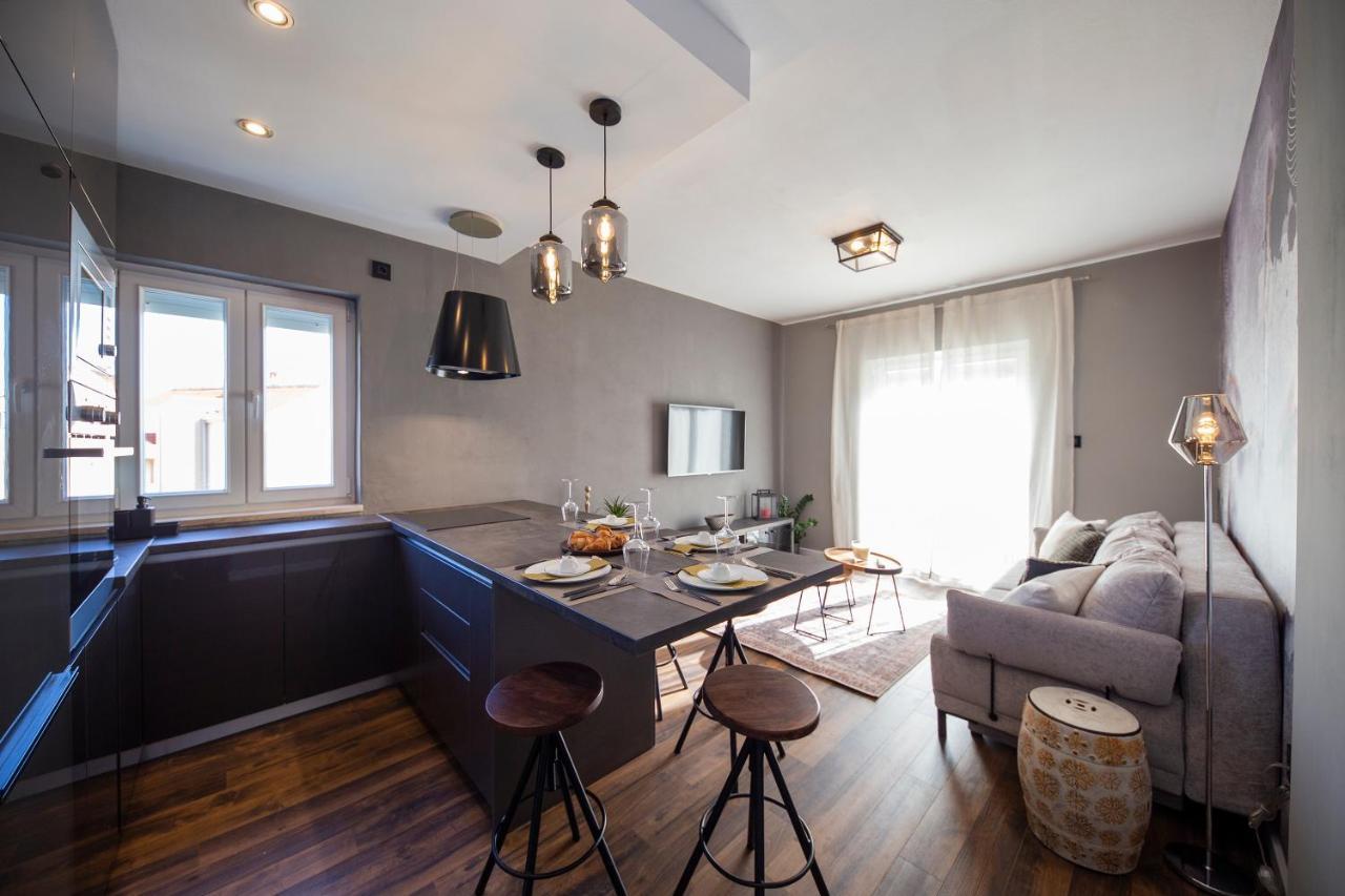 Apartment Dorotea'S Place Zadar Bagian luar foto
