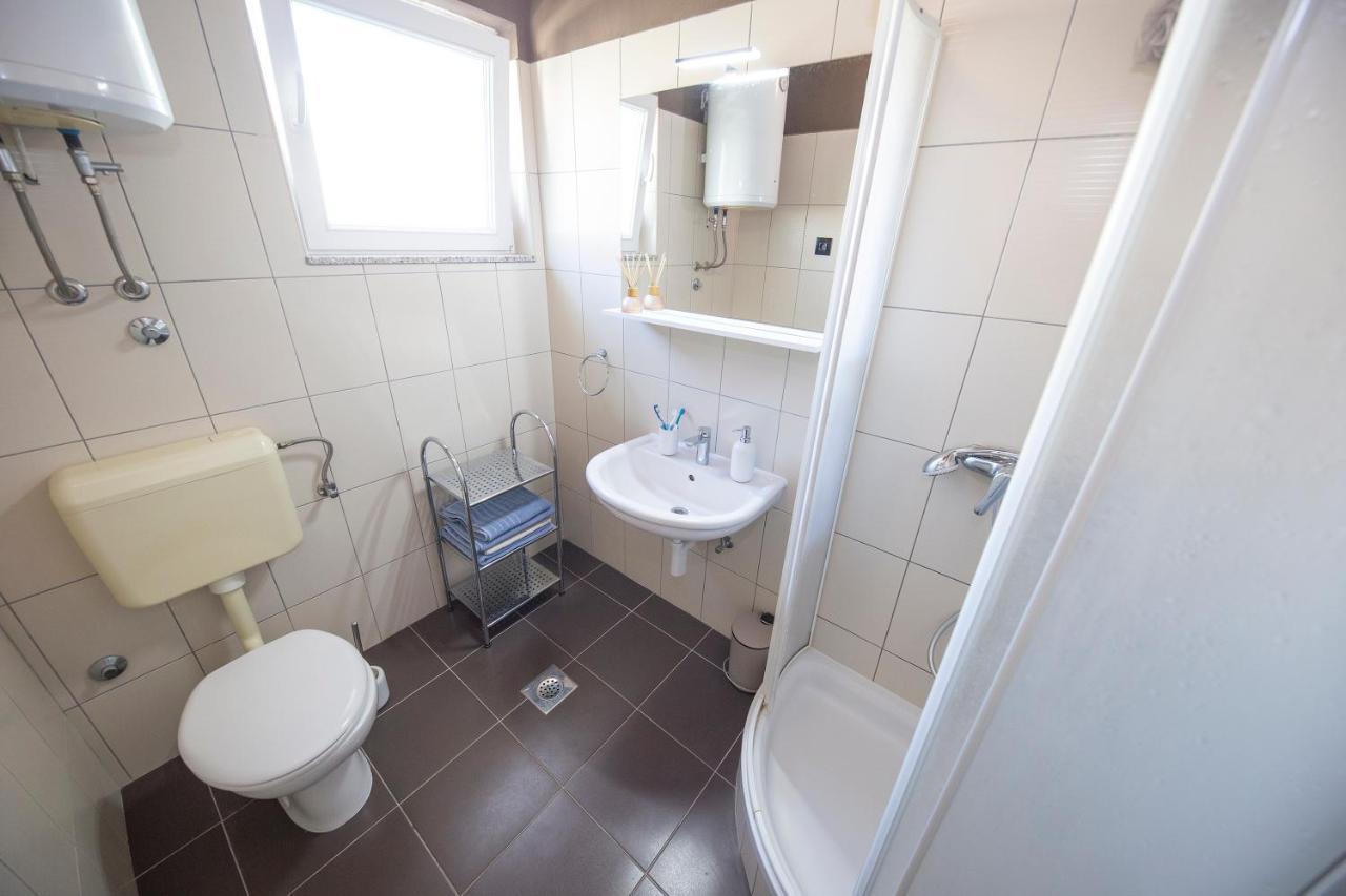 Apartment Dorotea'S Place Zadar Bagian luar foto